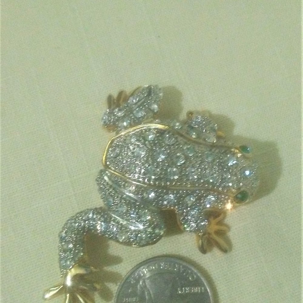 Cutest Vintage Mid-Century Modern Swarovski Crystal green eyed Frog Brooch.